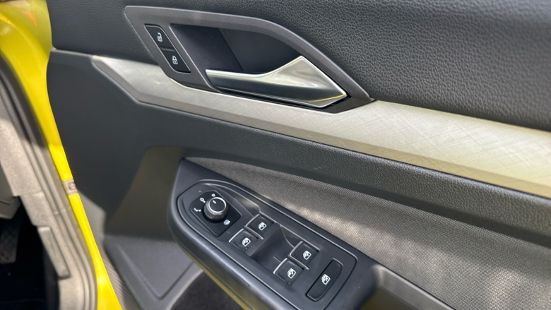 Volkswagen Golf 1.5 TSI 150 Life 5dr Petrol Hatchback